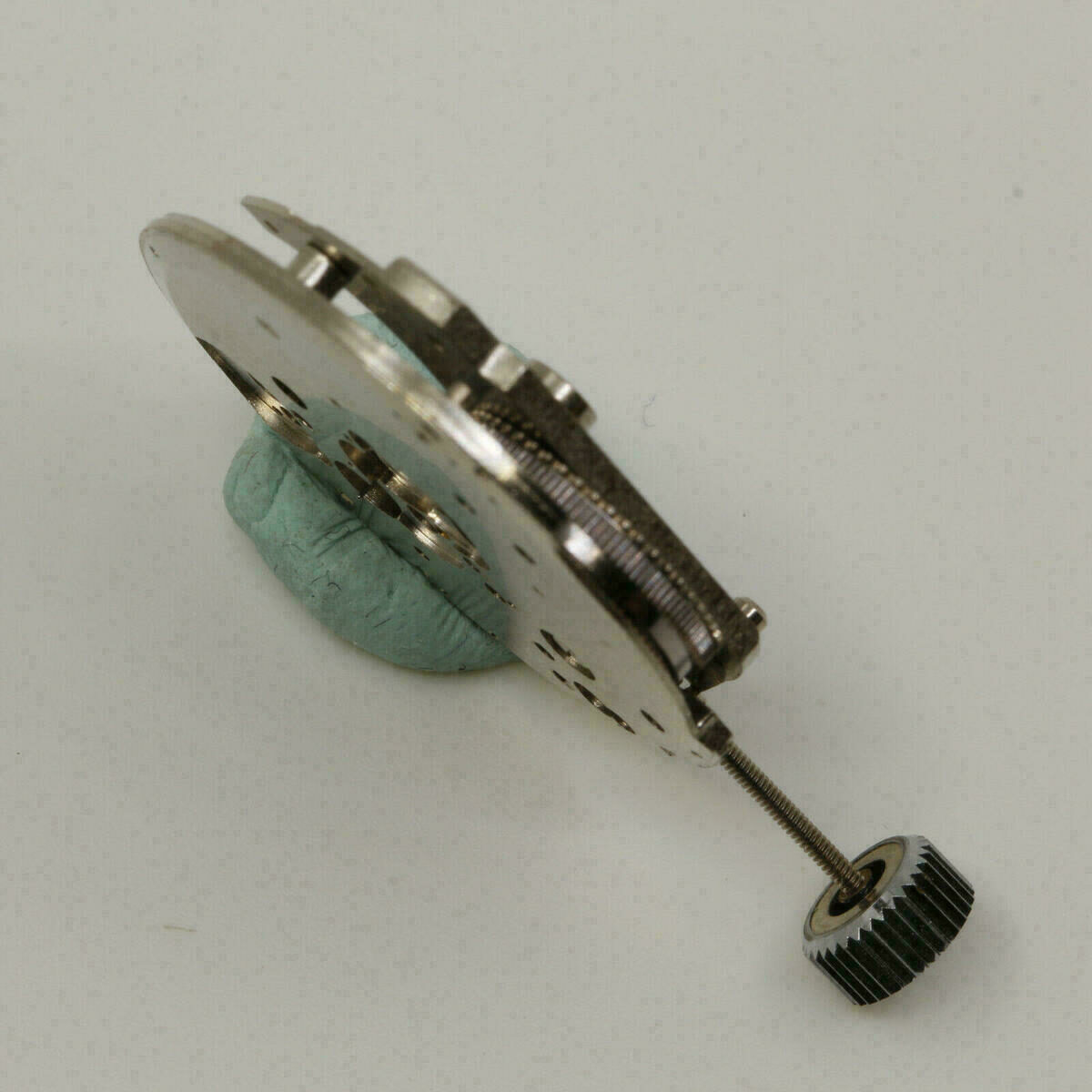 Bettlach EB 8371 67 incomplete Watch MOVEMENT NOS - for repair or for parts – image 4