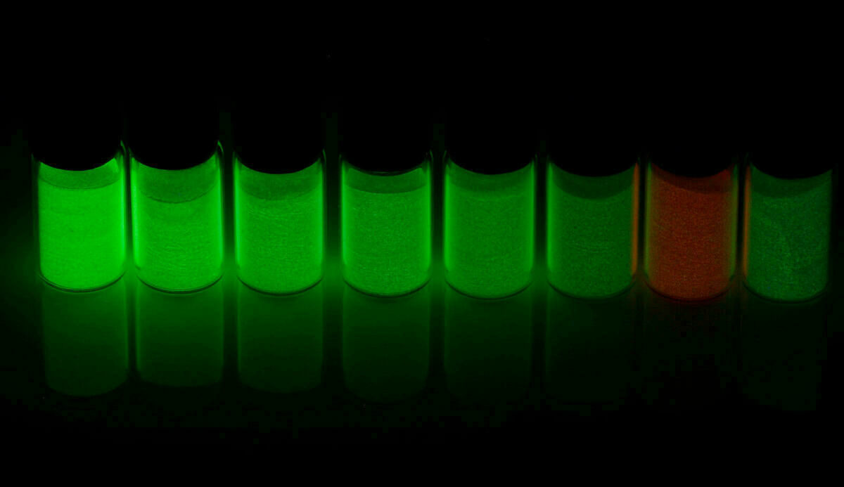 Luminous Pigment for Watch Hands – Swiss Watch Lume, Luminova – image 4