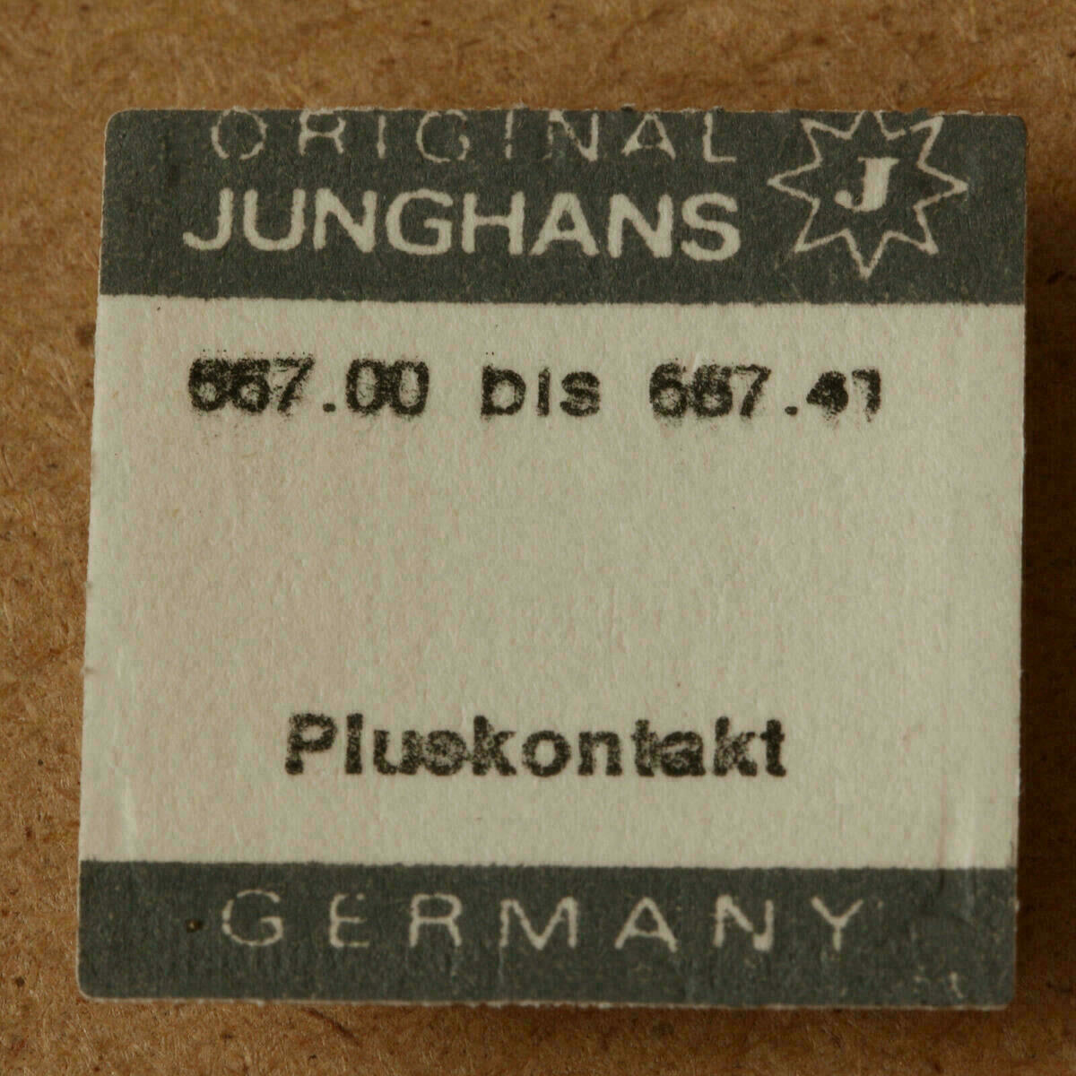 JUNGHANS 667.00 - 667.41 contacto positivo NOS