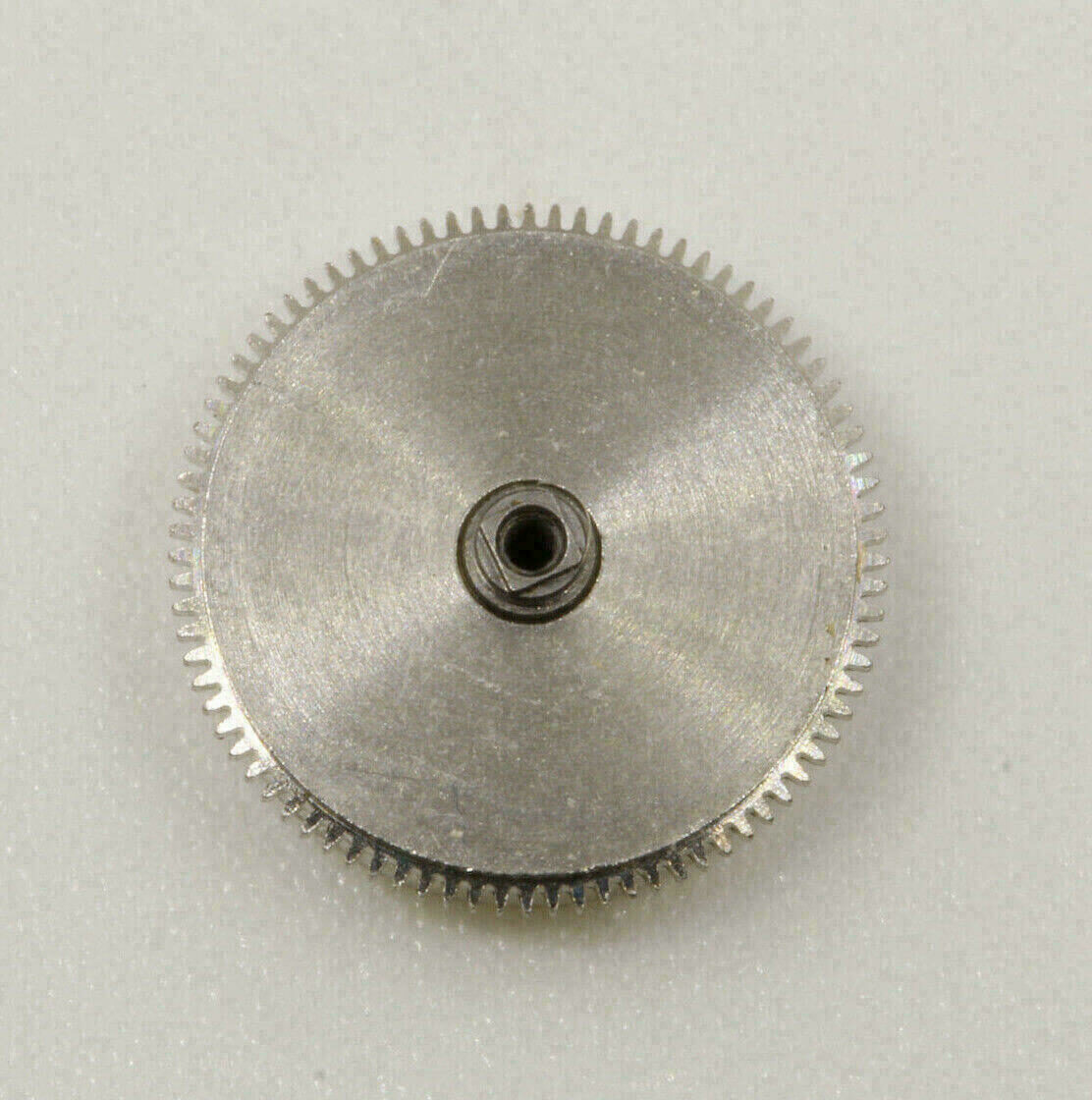 Federhaus komplett mit Aufzugfeder & cover, barrel complete with mainspringHB90